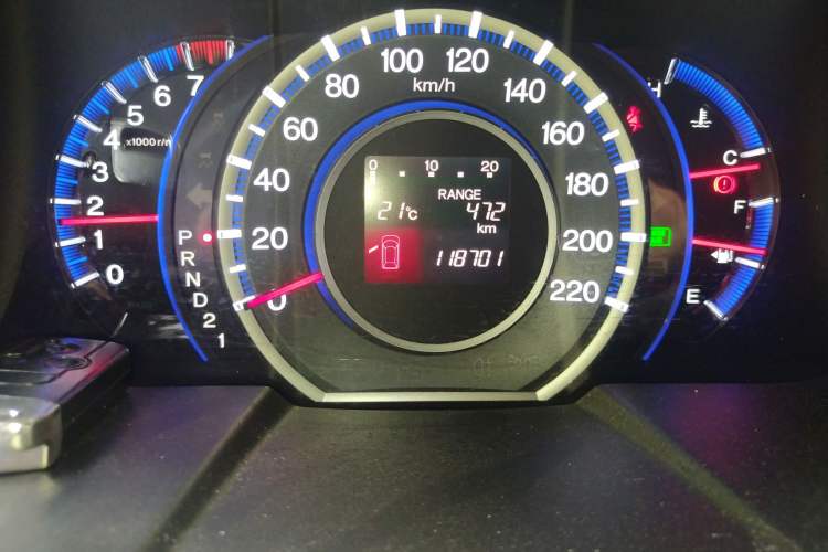 Used Honda Odyssey 2009 2.4L Luxury Edition Odometer Close Up