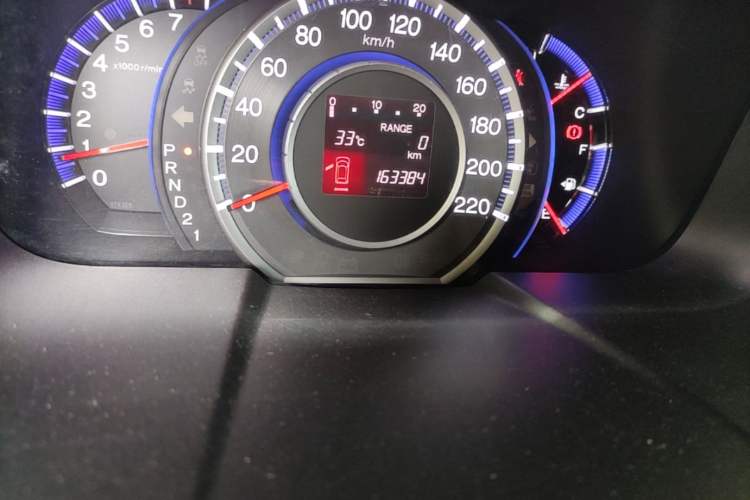 Used Honda Odyssey 2009 2.4L Comfort Edition Odometer Close Up