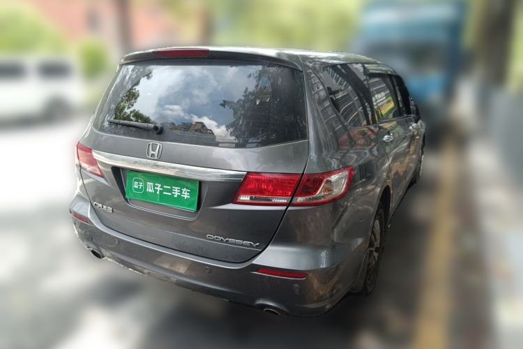 Used Honda Odyssey 2009 2.4L Comfort Edition Rear Right 45 Deg