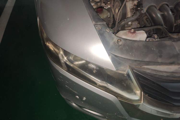 Used Honda Odyssey 2009 2.4L Comfort Edition Right Front Headlight