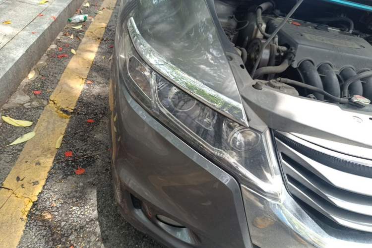 Used Honda Odyssey 2009 2.4L Comfort Edition Right Front Headlight
