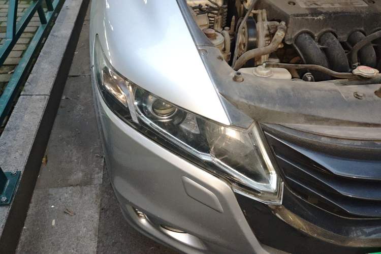 Used Honda Odyssey 2009 2.4L Luxury Edition Right Front Headlight