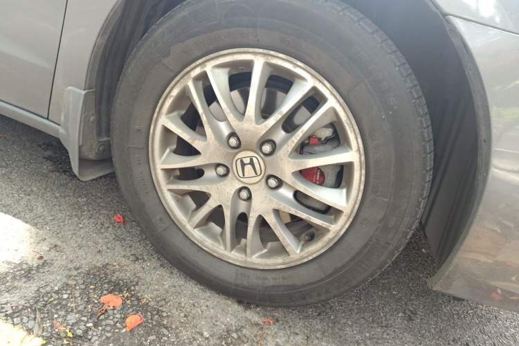 Used Honda Odyssey 2009 2.4L Comfort Edition Right Front Wheel Hub
