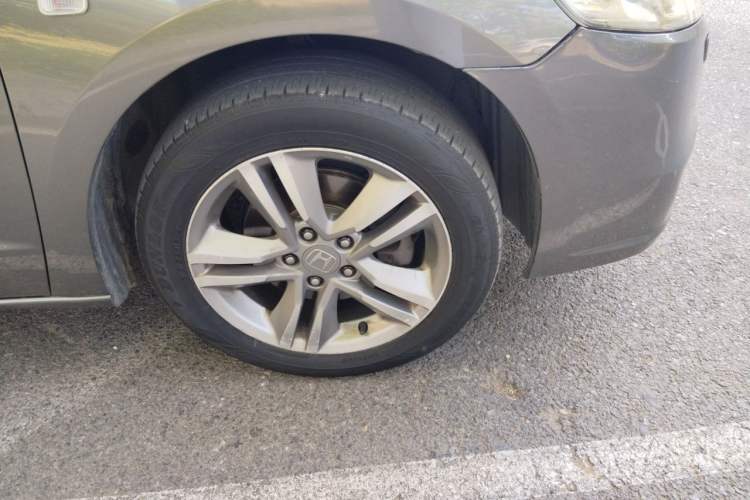 Used Honda Odyssey 2009 2.4L Luxury Edition Right Front Wheel Hub