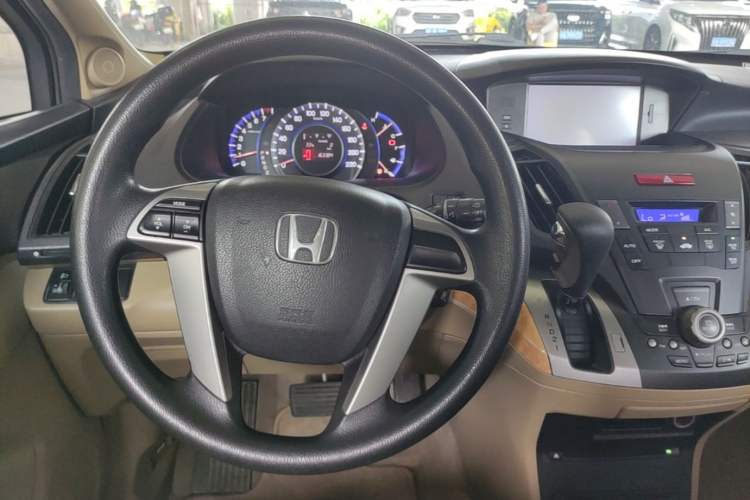 Used Honda Odyssey 2009 2.4L Comfort Edition Steering Wheel