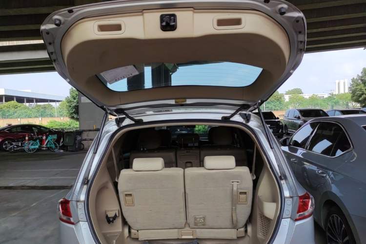 Used Honda Odyssey 2009 2.4L Comfort Edition Trunk