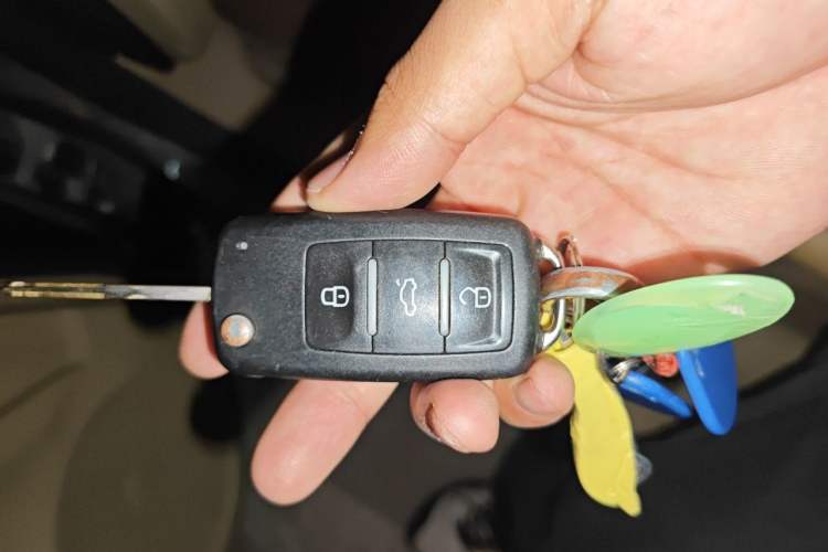 Used Honda Odyssey 2009 2.4L Comfort Edition Vehicle Key