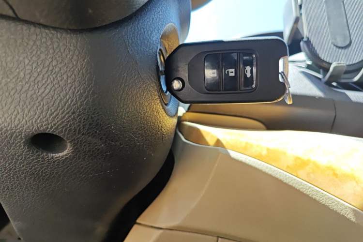 Used Honda Odyssey 2009 2.4L Luxury Edition Vehicle Key