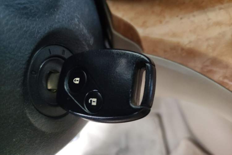 Used Honda Odyssey 2009 2.4L Comfort Edition Vehicle Key