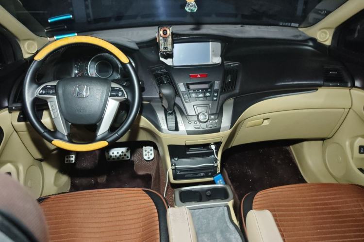 Used Honda Odyssey 2009 2.4L Luxury Edition Center Console