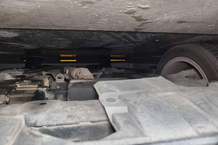 Used Honda Odyssey 2009 2.4L Luxury Edition Chassis Front