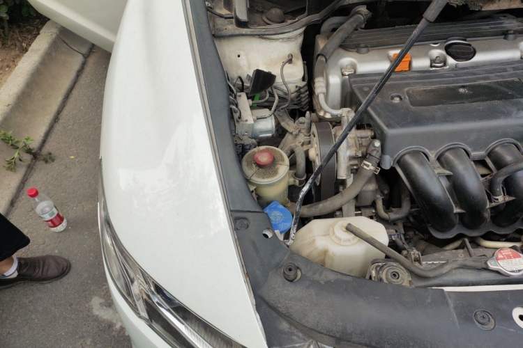 Used Honda Odyssey 2009 2.4L Luxury Edition Engine Bay Right