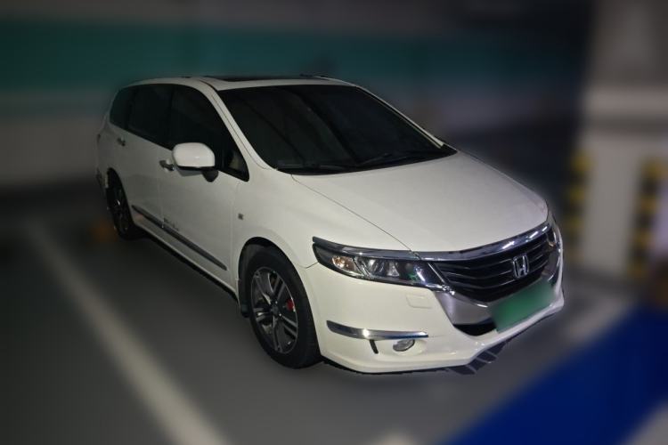 Used Honda Odyssey 2009 2.4L Luxury Edition Front Right 45 Deg