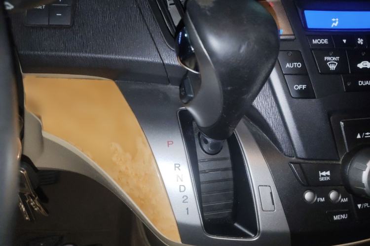 Used Honda Odyssey 2009 2.4L Luxury Edition Gear Lever