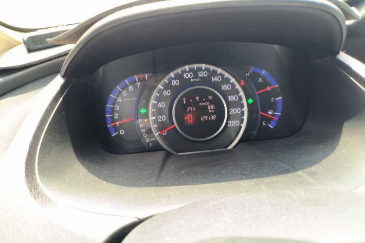 Used Honda Odyssey 2009 2.4L Luxury Edition Odometer Close Up