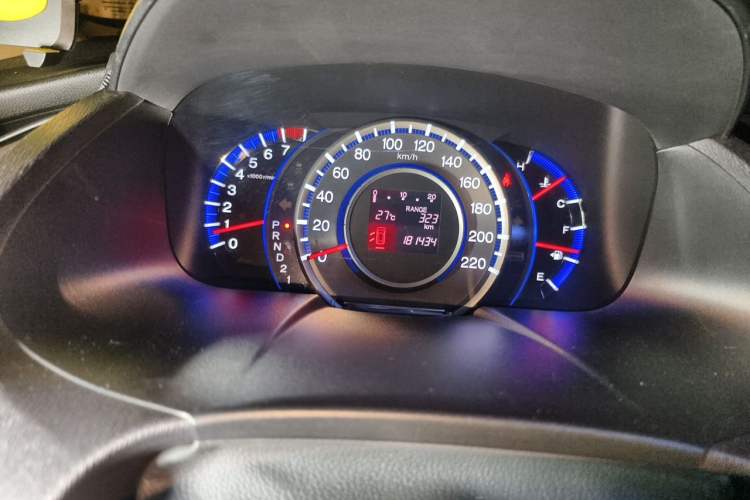 Used Honda Odyssey 2009 2.4L Luxury Edition Odometer Close Up