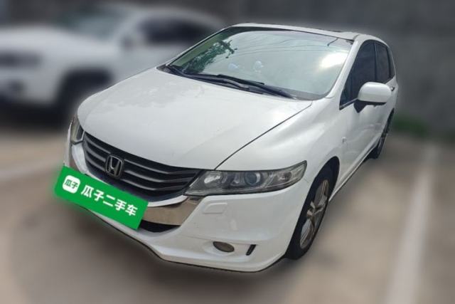 Ojetý Honda Odyssey 2009 2.4L Luxury Edition
