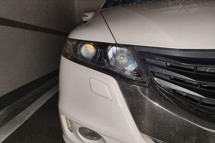 Used Honda Odyssey 2009 2.4L Luxury Edition Right Front Headlight