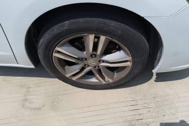 Used Honda Odyssey 2009 2.4L Luxury Edition Right Front Wheel Hub