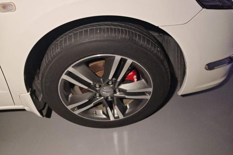 Used Honda Odyssey 2009 2.4L Luxury Edition Right Front Wheel Hub