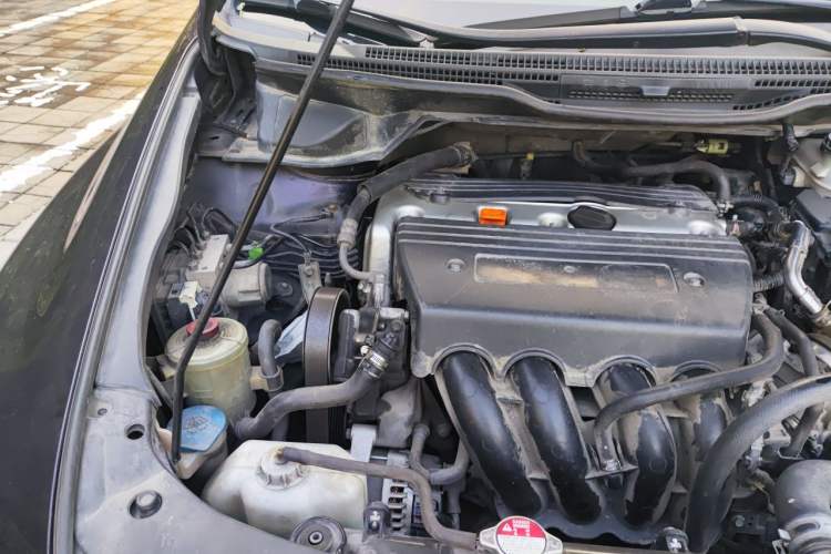 Used Honda Odyssey 2011 Jingxiu 2.4L Leading Edition Engine Bay Right