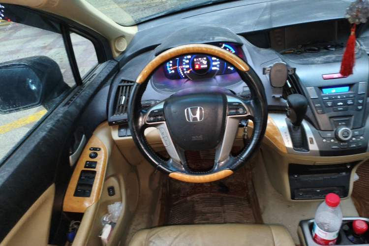 Used Honda Odyssey 2011 Jingxiu 2.4L Luxury Edition Steering Wheel