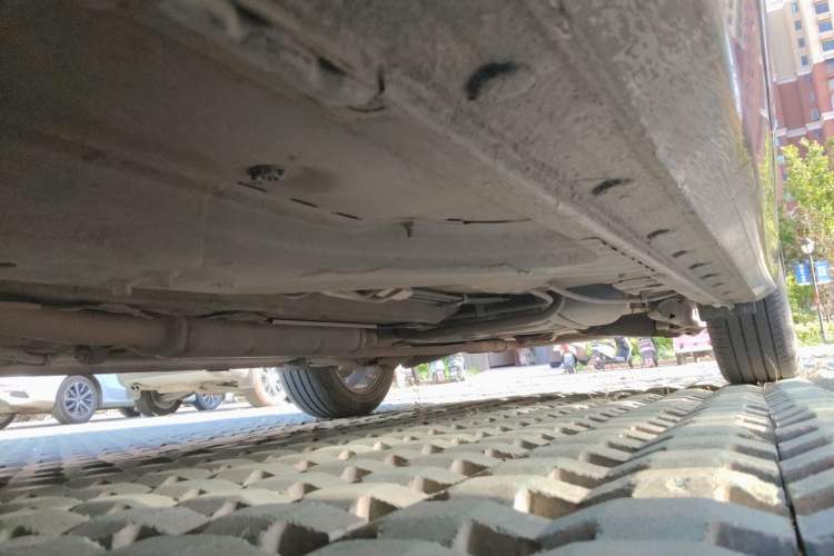 Used Honda Odyssey 2011 Jingxiu 2.4L Leading Edition Chassis Front Left