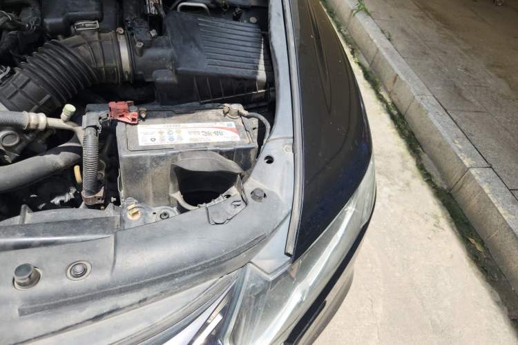 Used Honda Odyssey 2011 Jingxiu 2.4L Luxury Edition Engine Bay Left