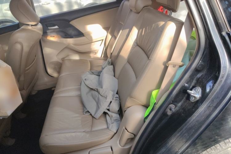 Used Honda Odyssey 2011 Jingxiu 2.4L Leading Edition Left Rear Seat