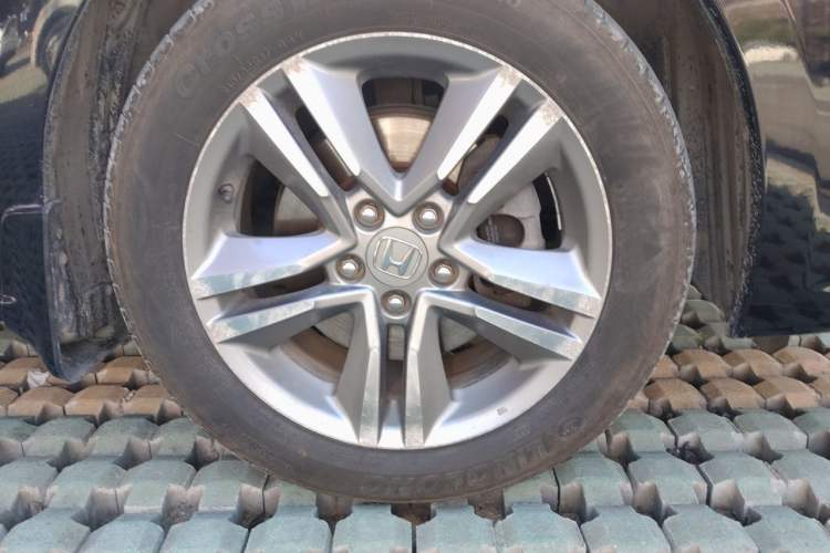 Used Honda Odyssey 2011 Jingxiu 2.4L Leading Edition Right Front Wheel Hub