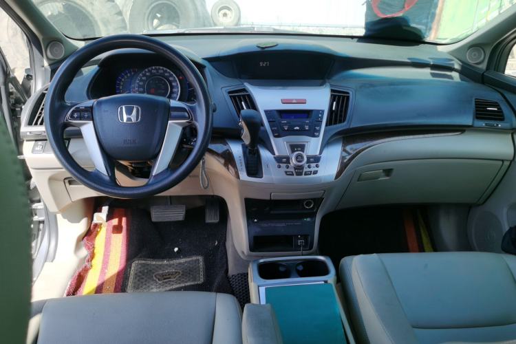 Used Honda Odyssey 2011 Jingxiu 2.4L Comfort Version Center Console