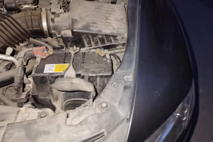 Used Honda Odyssey 2011 Jingxiu 2.4L Luxury Edition Engine Bay Left