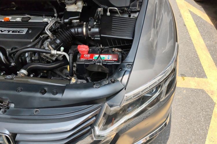 Used Honda Odyssey 2011 Jingxiu 2.4L Comfort Version Engine Bay Left