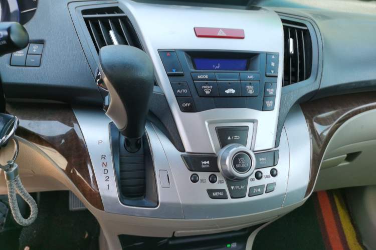 Used Honda Odyssey 2011 Jingxiu 2.4L Comfort Version Gear Lever