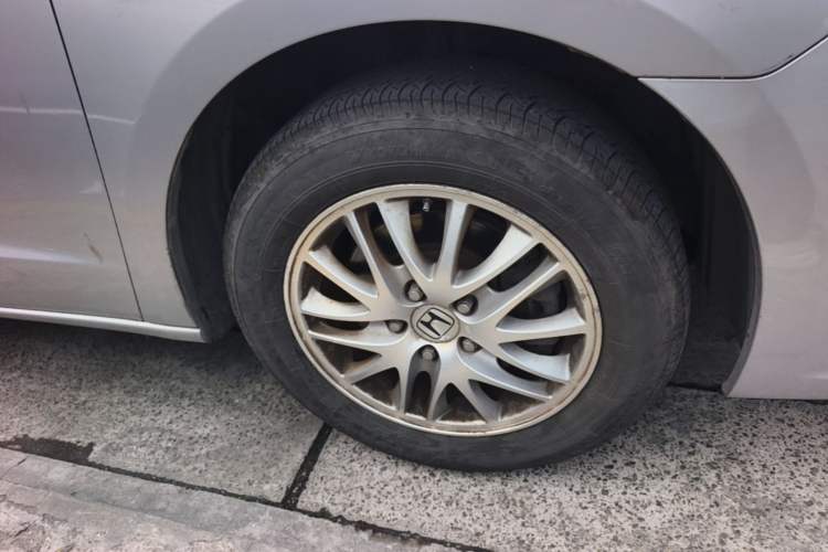 Used Honda Odyssey 2011 Jingxiu 2.4L Comfort Version Right Front Wheel Hub