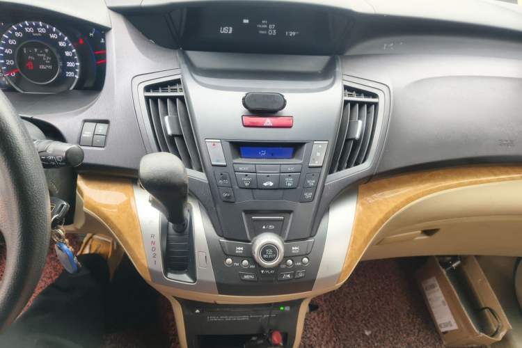 Used Honda Odyssey 2011 Jingxiu 2.4L Comfort Version Audio And AC Panel