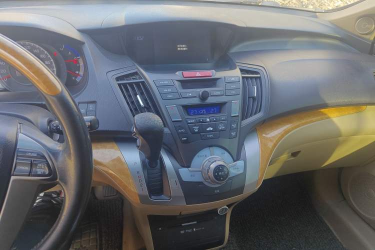 Used Honda Odyssey 2011 Jingxiu 2.4L Leading Edition Audio And AC Panel