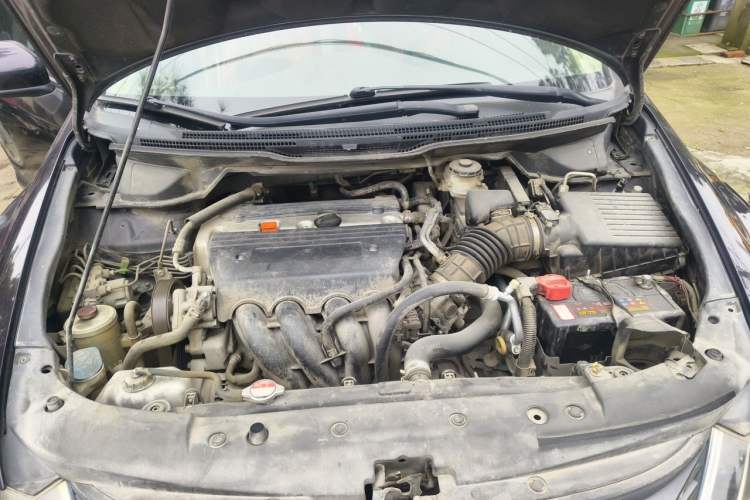 Used Honda Odyssey 2011 Jingxiu 2.4L Comfort Version Engine Bay