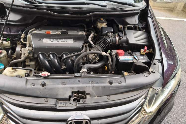 Used Honda Odyssey 2011 Jingxiu 2.4L Luxury Edition Engine Bay Left