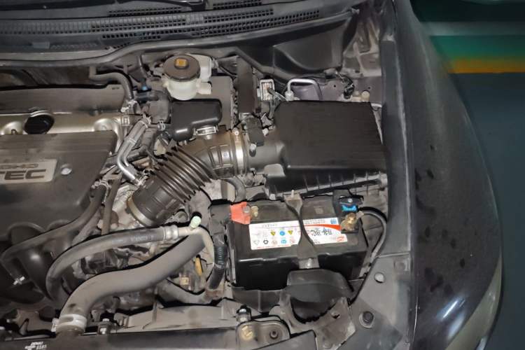 Used Honda Odyssey 2011 Jingxiu 2.4L Luxury Edition Engine Bay Left