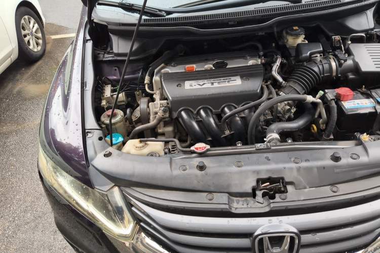 Used Honda Odyssey 2011 Jingxiu 2.4L Luxury Edition Engine Bay Right
