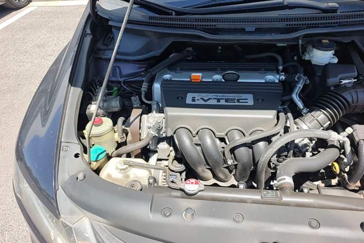 Used Honda Odyssey 2011 Jingxiu 2.4L Luxury Edition Engine Bay Right
