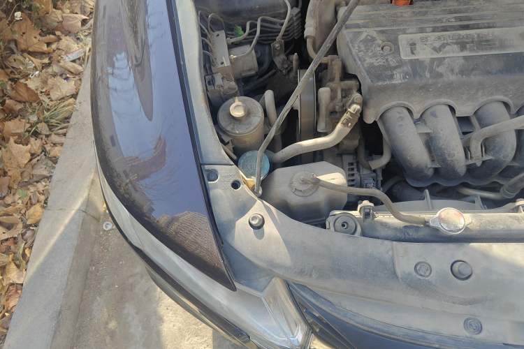 Used Honda Odyssey 2011 Jingxiu 2.4L Leading Edition Engine Bay Right
