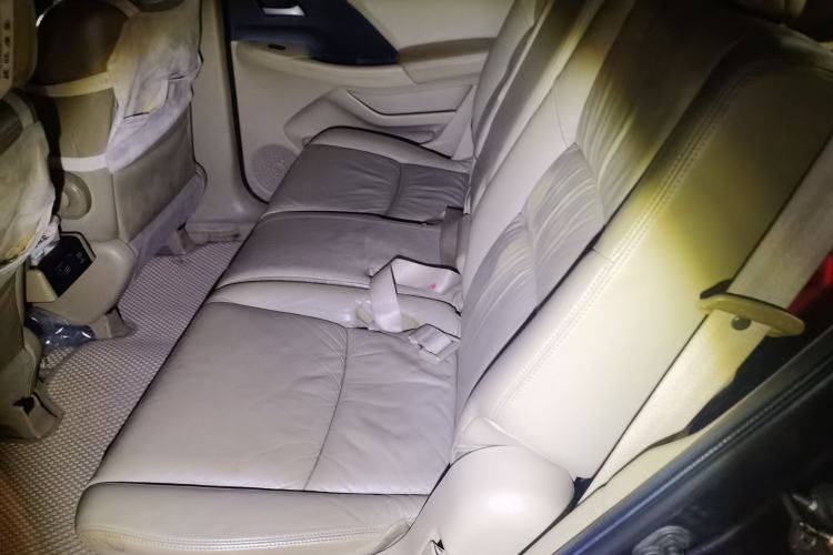 Used Honda Odyssey 2011 Jingxiu 2.4L Leading Edition Left Rear Seat