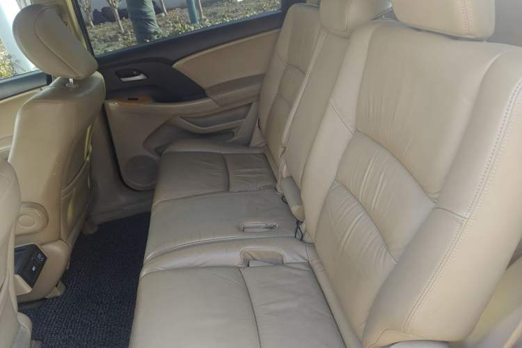 Used Honda Odyssey 2011 Jingxiu 2.4L Leading Edition Left Rear Seat