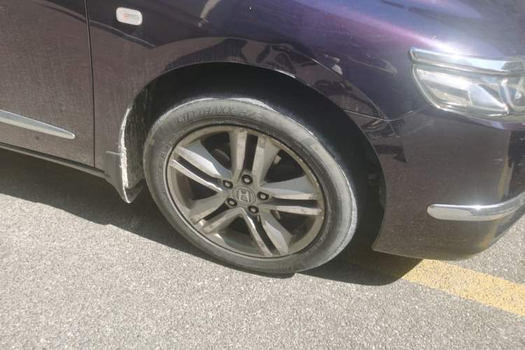 Used Honda Odyssey 2011 Jingxiu 2.4L Luxury Edition Right Front Wheel Hub