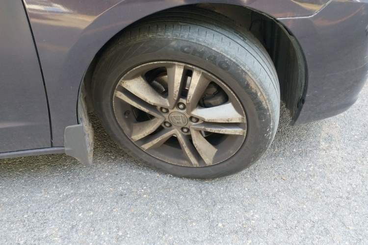 Used Honda Odyssey 2011 Jingxiu 2.4L Leading Edition Right Front Wheel Hub