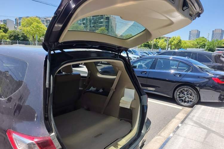 Used Honda Odyssey 2011 Jingxiu 2.4L Luxury Edition Trunk