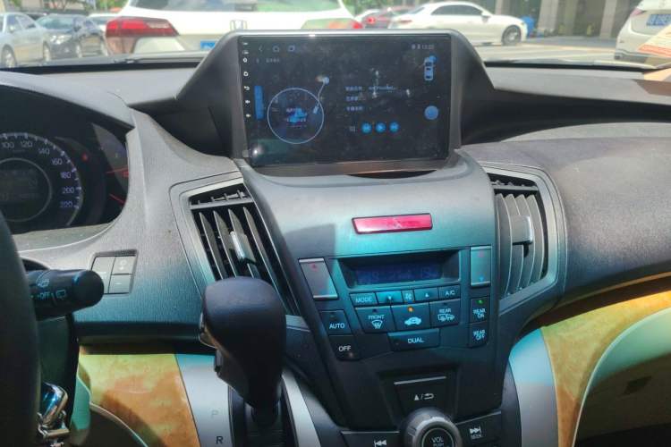 Used Honda Odyssey 2011 Jingxiu 2.4L Luxury Edition Audio And AC Panel