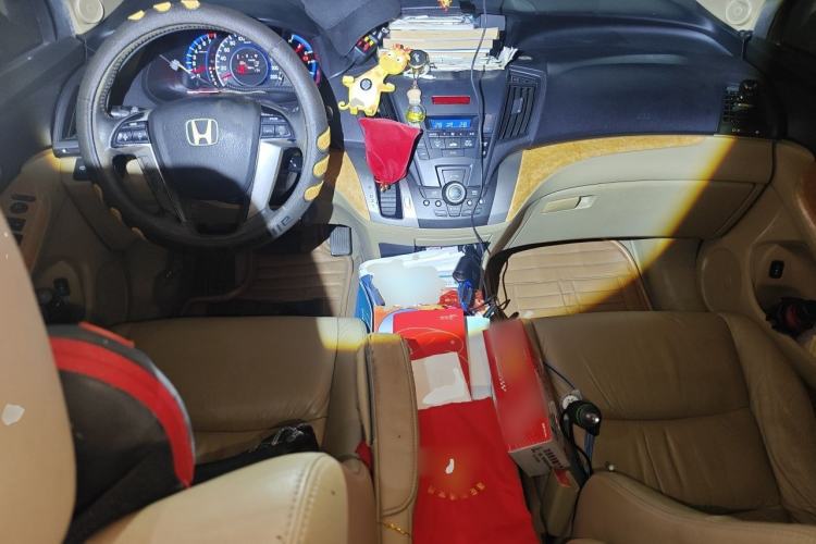 Used Honda Odyssey 2011 Jingxiu 2.4L Luxury Edition Center Console